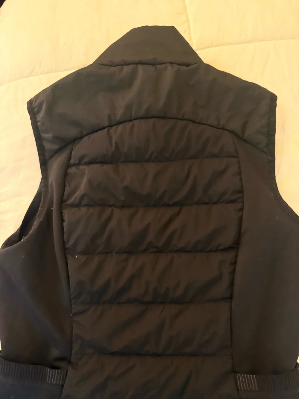 lululemon athletica Black Quilted & Stretch Side Women's Vest
